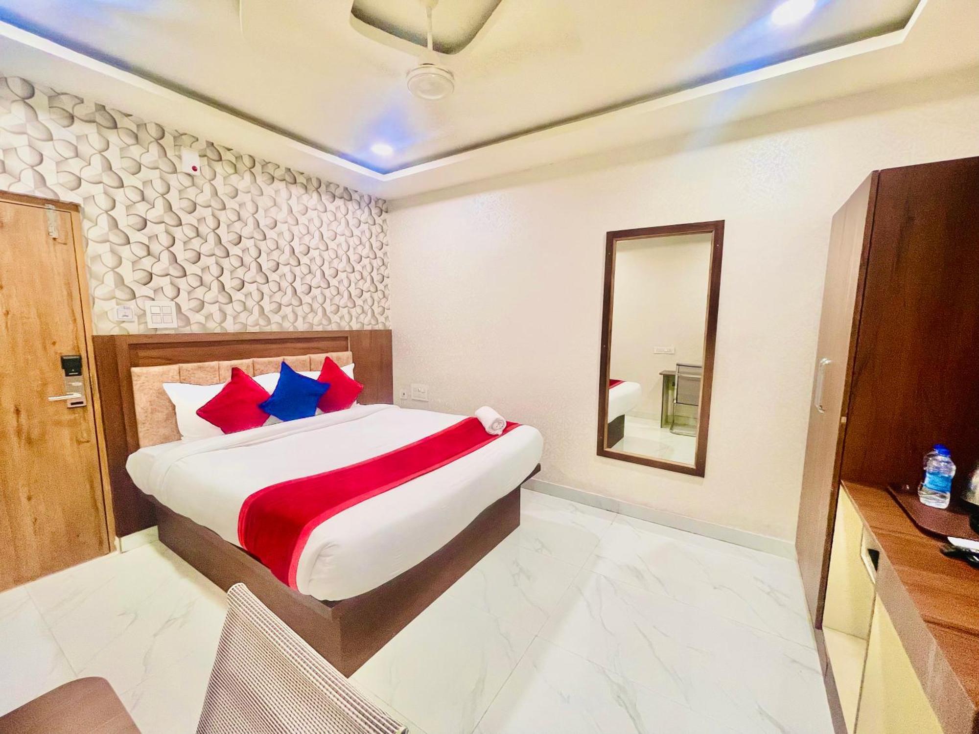 Hotel Eagle Grand Shamshabad Exterior foto